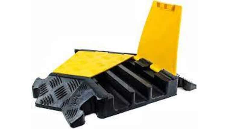 3 Channel Cable Ramp Left Turn – 45 Degree | Rental