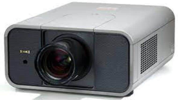 7000 Lumen Eiki LC-X85 LCD Video Projector | Rental