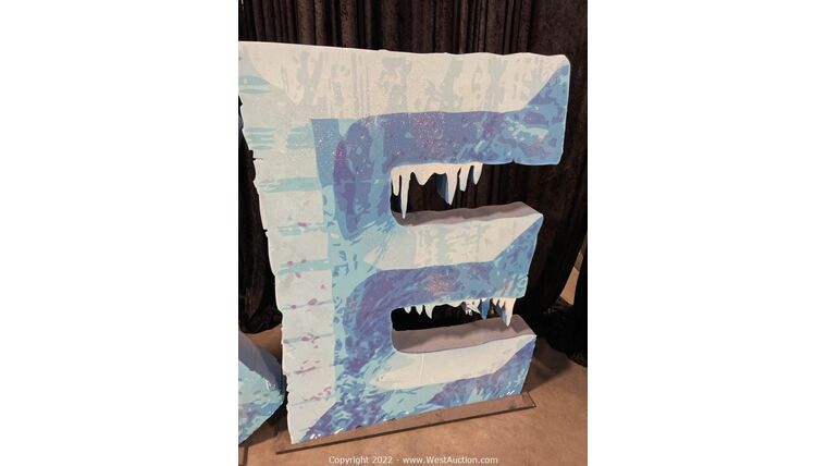 Frozen Letter “E” | Rental Frozen Letter “E” | Rental