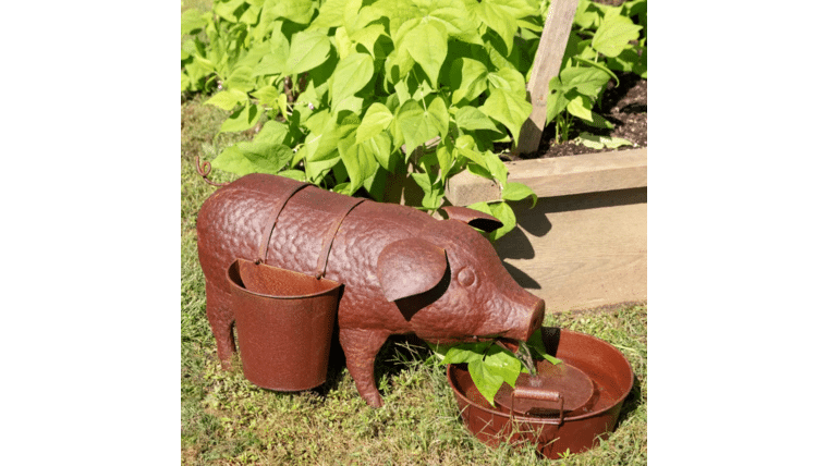 Pig Fountain with Side Planters | Rental