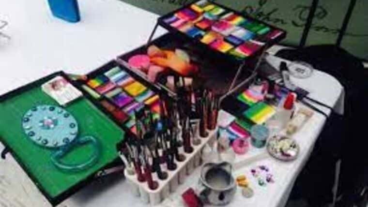 Bling Bar / Face Painting (2 Hours) | Rental Bling Bar / Face Painting (2 Hours) | Rental