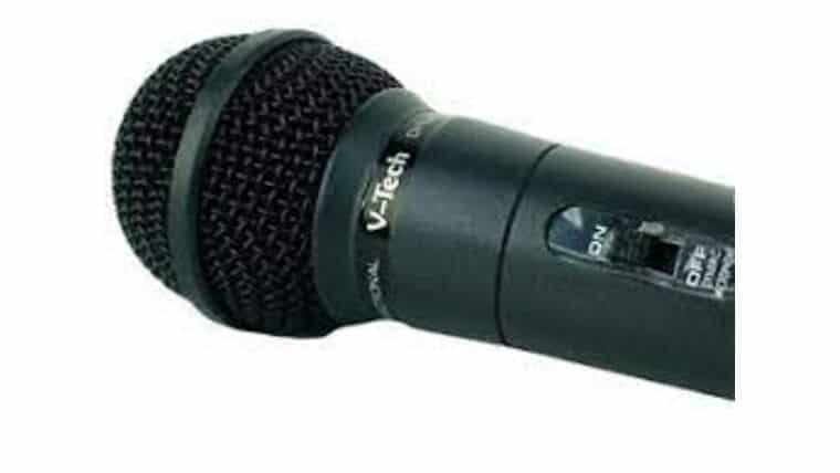 V-Tech Handheld Wired Microphone | Rental