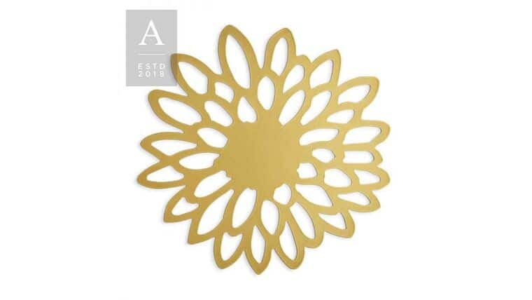 Die-Cut Zinnia Charger Mat – Gold | Rental Die-Cut Zinnia Charger Mat – Gold | Rental