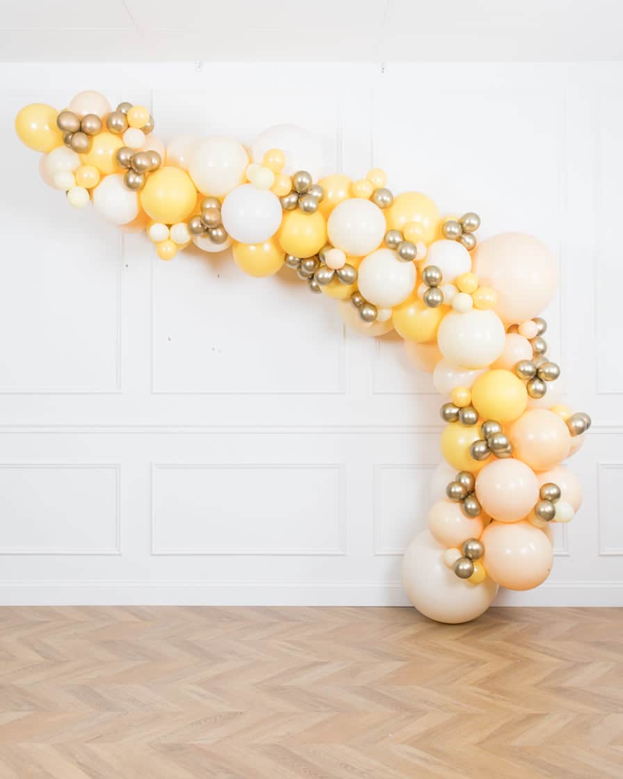 Bee Theme – Balloon Garland Install Piece – 12ft | Rental Bee Theme – Balloon Garland Install Piece – 12ft | Rental