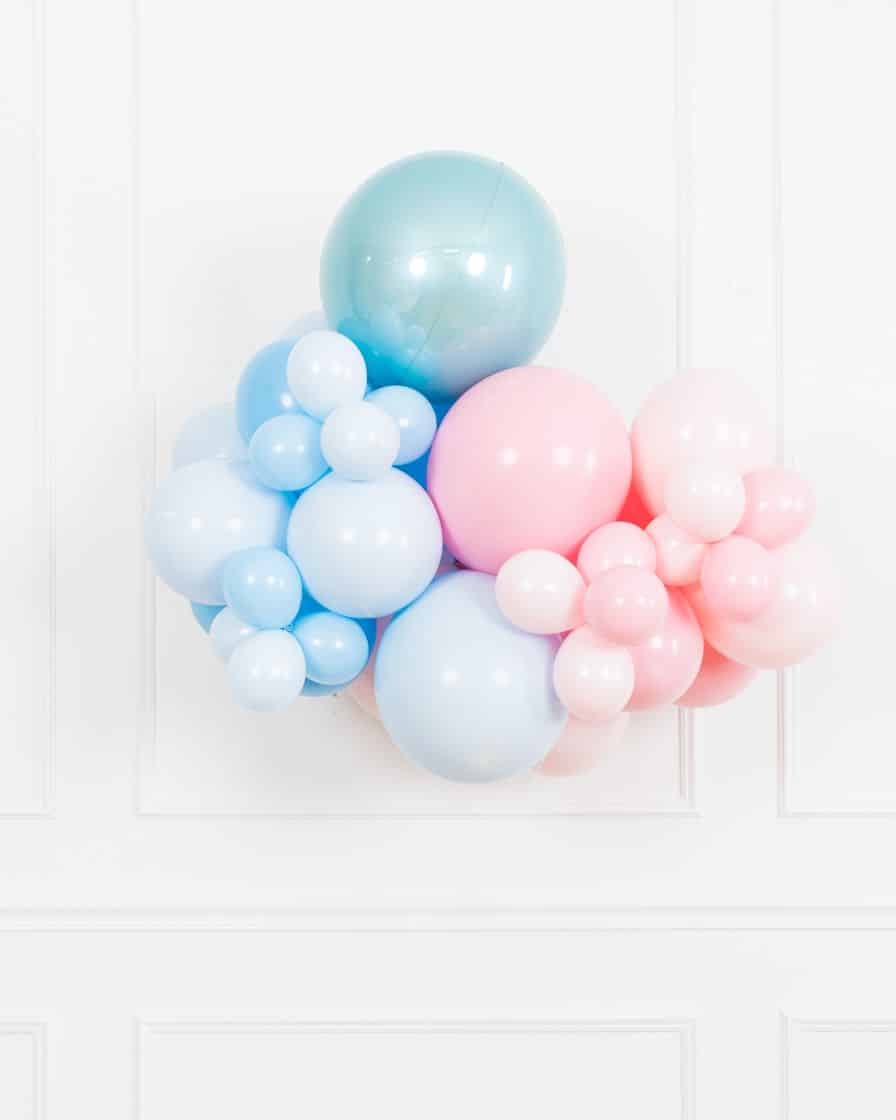 Petit Pastels – Balloon Backdrop Floating Piece | Rental