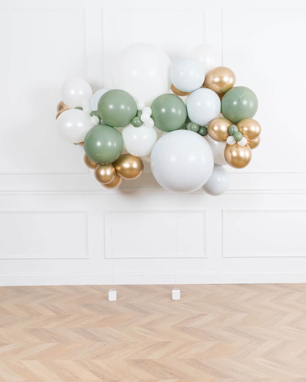 Gilded – Balloon Backdrop Floating Piece – 6ft | Rental Gilded – Balloon Backdrop Floating Piece – 6ft | Rental