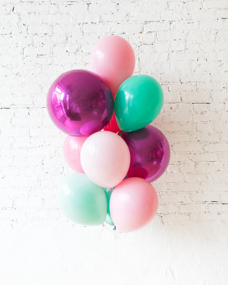 Flamingo Fling – Orbs and 11in Balloons – bouquet of 10 | Rental Flamingo Fling – Orbs and 11in Balloons – bouquet of 10 | Rental