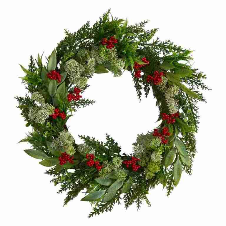 24” Cedar, Eucalyptus and Berries Artificial Christmas Wreath | Rental