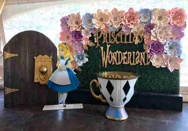 Alice Wood Cut Out Standee | Rental Alice Wood Cut Out Standee | Rental
